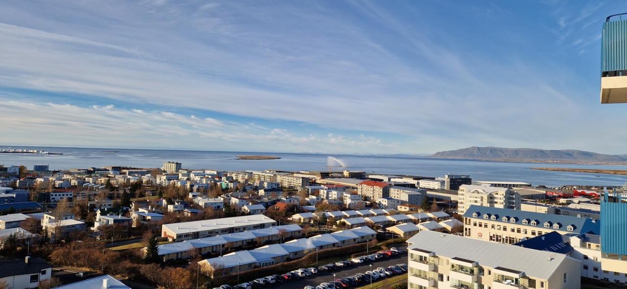 Panoramic With Stunning View - Free Parking Íbúð Reykjavik